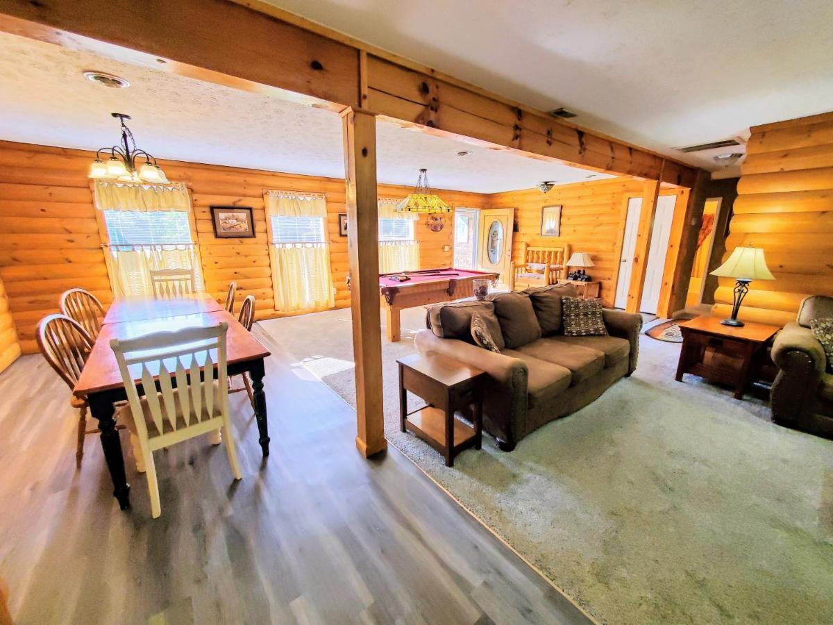 Hoot N Holler Villa Pigeon Forge Kültér fotó